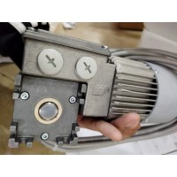 Mini Motor電機PCE 310M4T在以下行業中常用于電梯應用