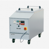 TOOL-TEMP 調理浴槽TT-100型，調節槽允許水和蒸汽溫度高達90°C